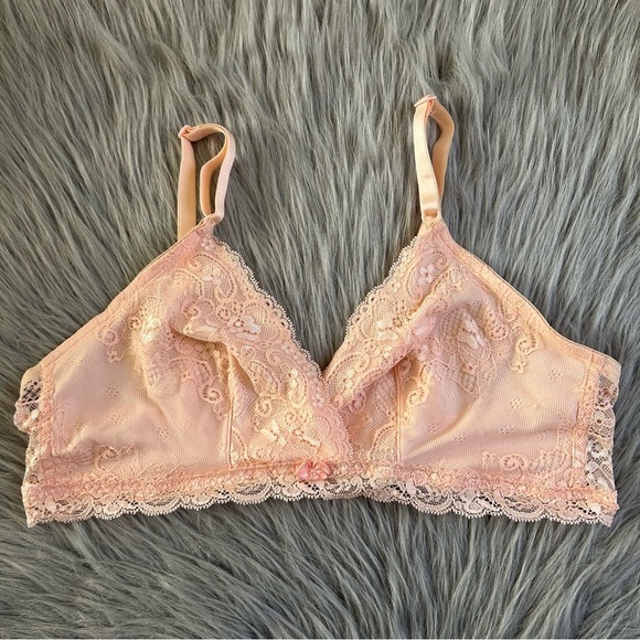 Smart‎ & Sexy Wirefree Bralette Womens Size 38 Pink Floral Lace Wireless Bra - Picture 1 of 7